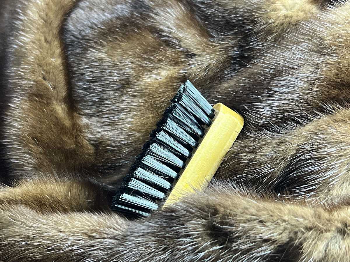 SOS-набор для меховых изделий: пусть шубка остается красивой!