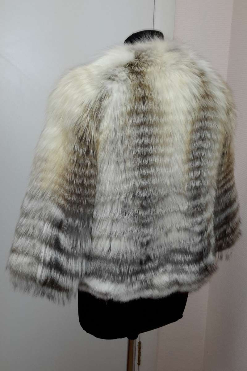 Куртка из лисы в росшив